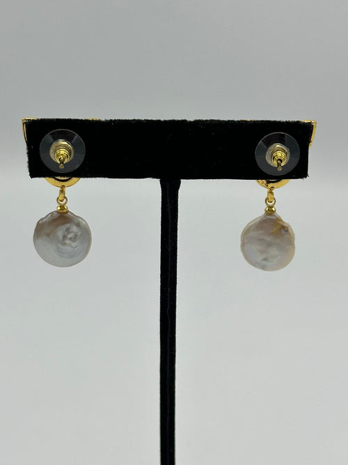 Butterfly Earrings in 18k gold with natural orange calcite and pearl