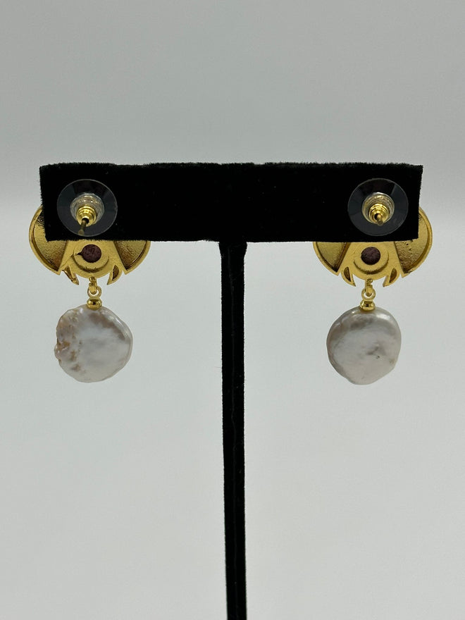 Ladybug Earrings in 18k gold with natural rose quartz and pearl