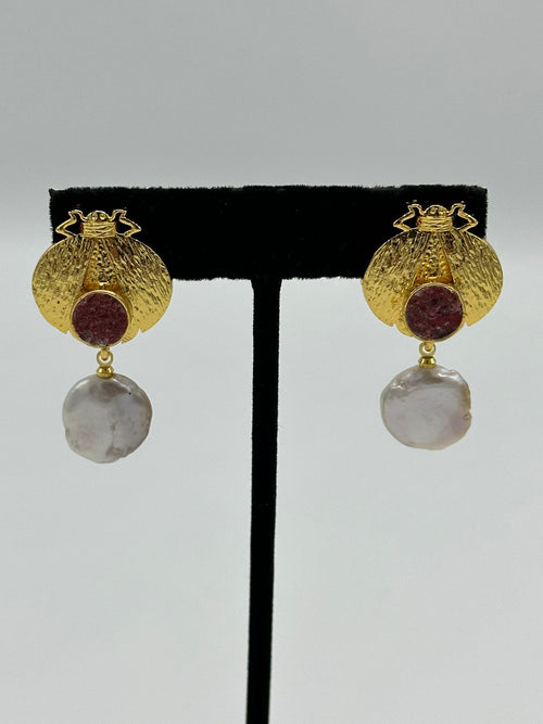 Ladybug Earrings in 18k gold with natural rose quartz and pearl