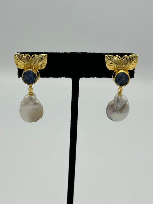 Butterfly Earrings in 18k gold with natural blue calcite and pearl