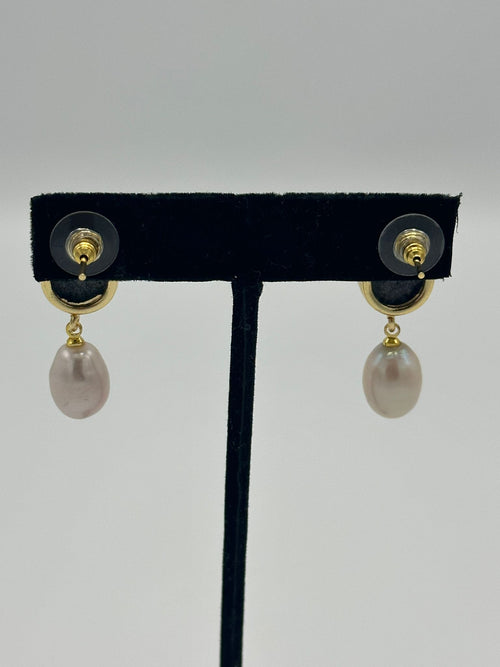 Tear Drop Earrings in 18k gold with natural black tourmaline and pearl