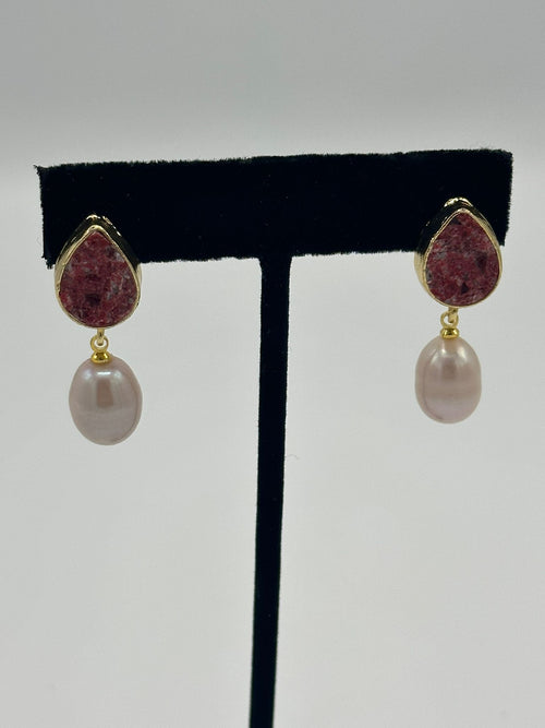 Tear Drop Earrings in 18k gold with natural red calcite and pearl